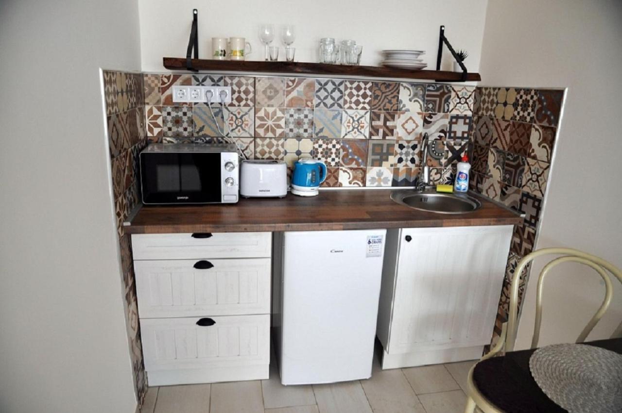 River Apartment Mako Bagian luar foto